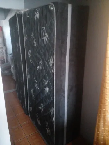 Cama box semi-novo solteiro