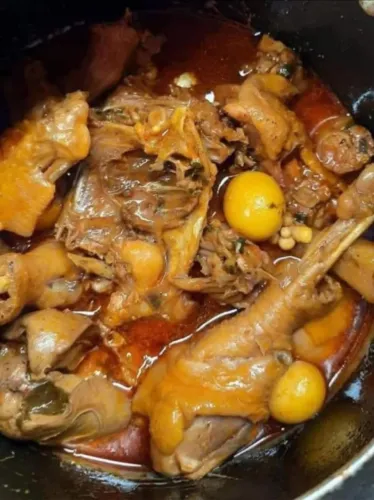 GALINHA CAIPIRA DELICIOSA