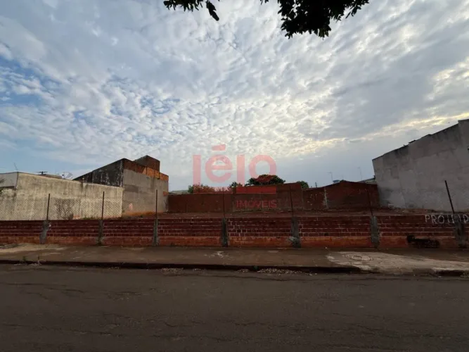 Terreno à venda por R$ 180000.00, 300.00 m2 - JARDIM ESCALA - SARANDI/PR