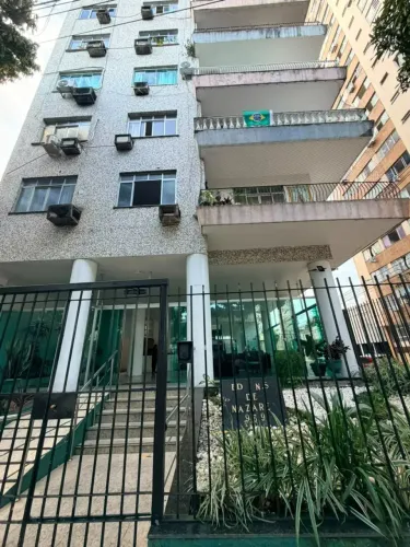 APARTAMENTO PORTEIRA FECHADA COM 174 M² NO BAIRRO DE NAZARÉ