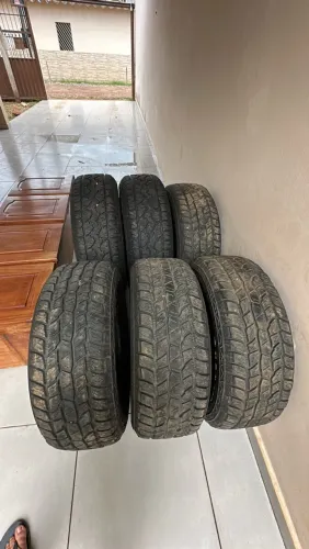 Pneus 265/65R17