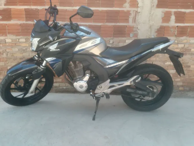 CB 250F Twister 