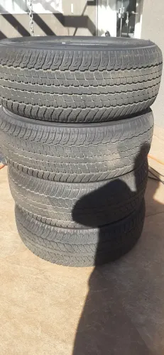 Vendo 4 pneus novos 265.60.R18 