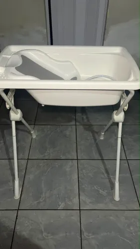 Banheira Bebê Com Suporte, Redutor E Mangueira [Excelente Estado]