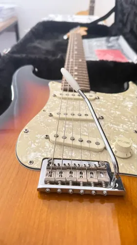 Guitarra Fender American Standard Stratocaster