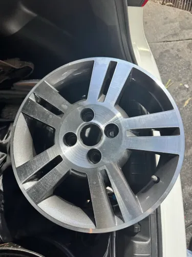 Vendo Roda Aro 15 do Agile 