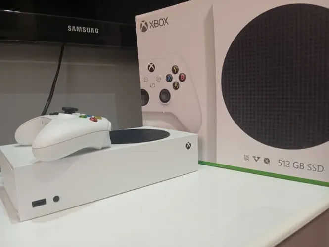 X box série S completo com controle original