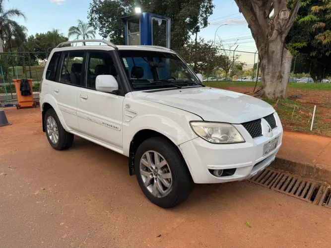Mitsubishi Pajero TR4 2.0 Flex 16V 4X2 Aut. 2012