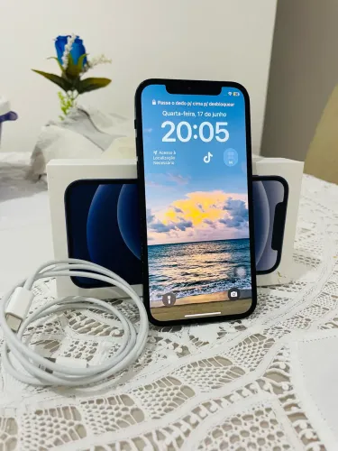 iPhone 12