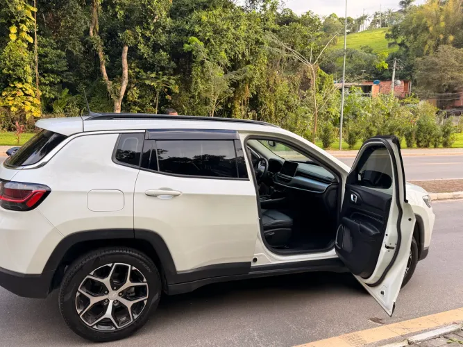 Jeep Compass Long. T270 1.3 TB 4X2 Flex AUT 2025