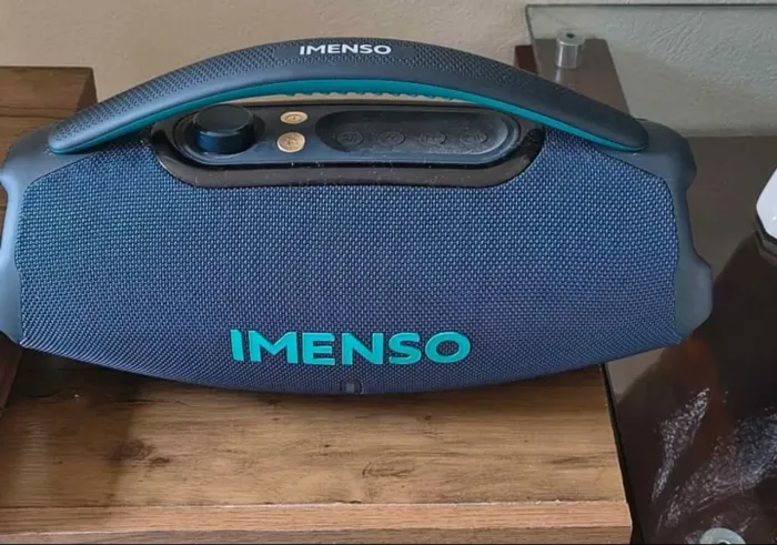 Som portátil IMENSO
