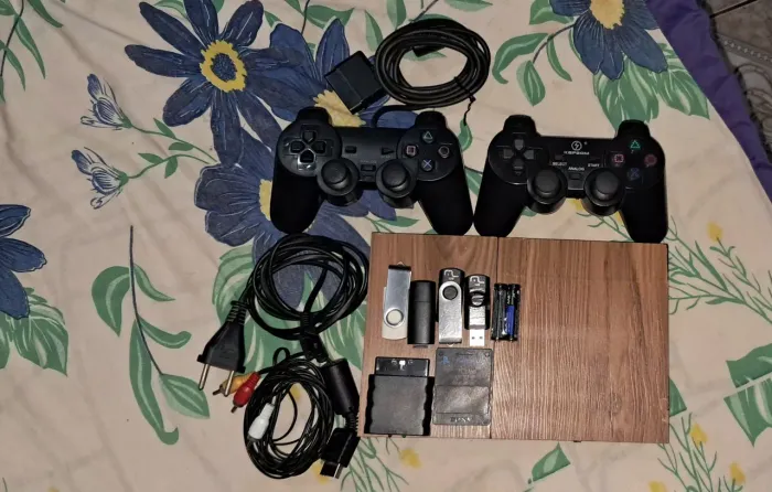 Ps2 completo com acessórios e controles 