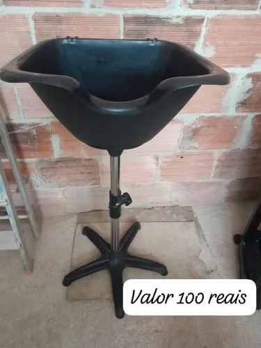 Lavatório portátil para cabeleireira 