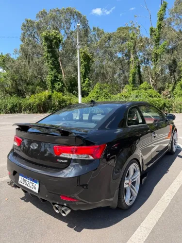 Kia Motors Cerato Koup 2.0 16V Aut. 2012