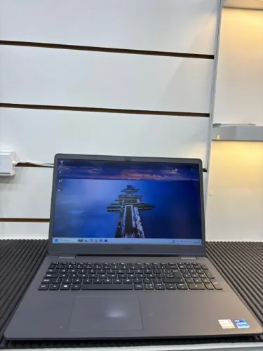 Notebook - Dell i7 11° Geração  - 16 GB RAM / SSD 256 SSD NVME    