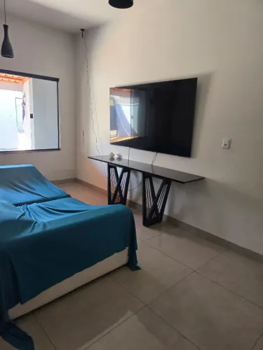 CASA NA 110 NORTE ATRÁS DA JK