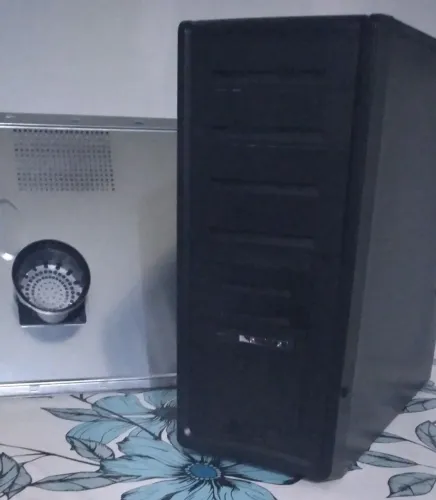 Gabinete de computador