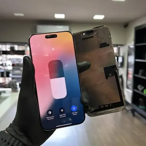 Serviços troca de tela iphone em Geral