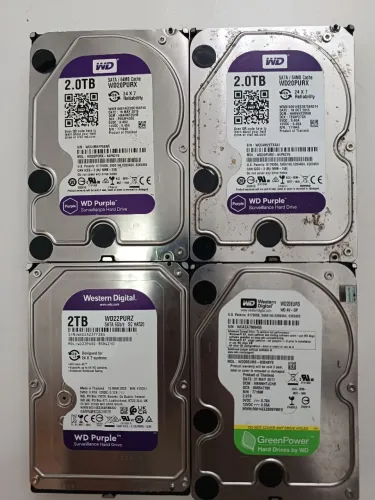 4ds 2TB WD Purple e Green defeito 