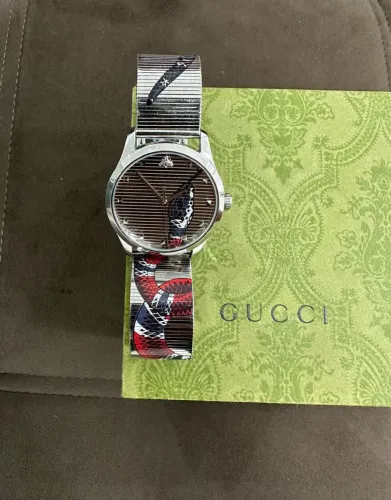 Relógio Gucci