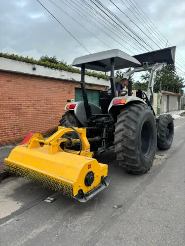 Triturador florestal e agricola TRITUCAP 1.6i Ano 2019