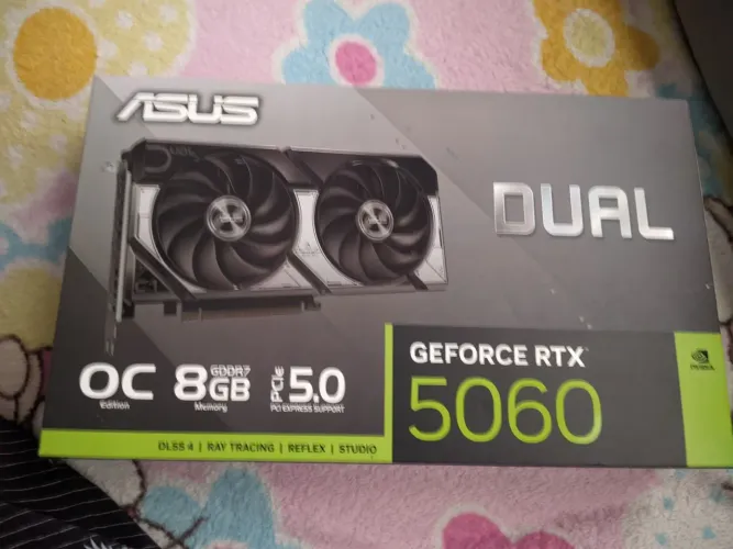 RTX 5060 8GB ASUS