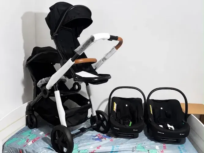 Kit carrinho para gêmeos