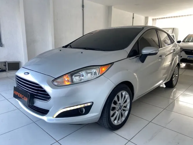 Ford Fiesta Sedan Titanium Plus 1.6 Powershift 2017