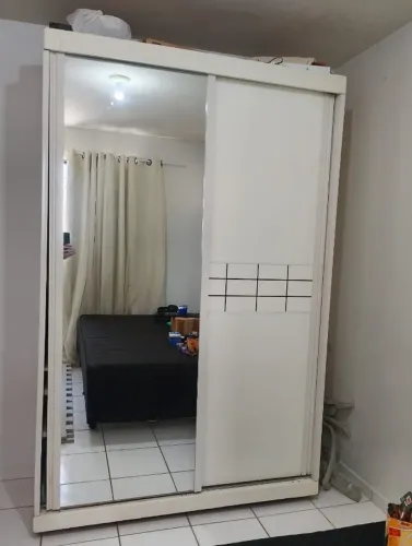 Guarda Roupa de Solteiro c/ espelho
