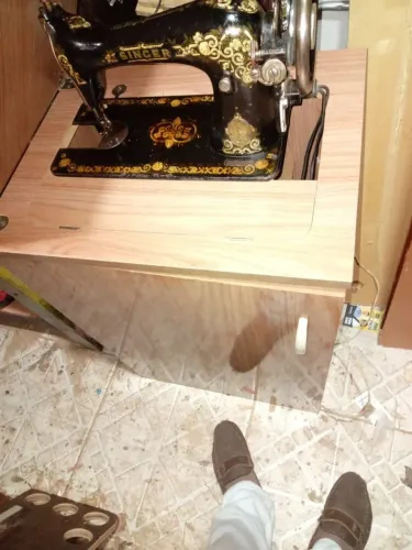 Máquina de costura Singer