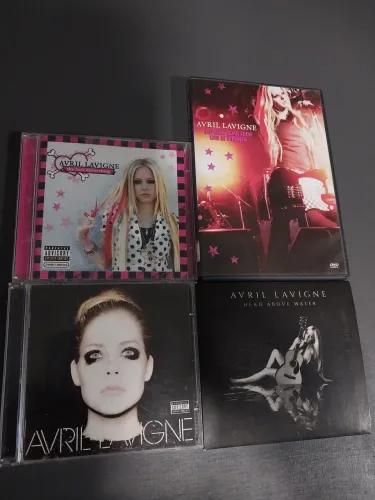 3cds e 1 DVD da Avril Lavigne