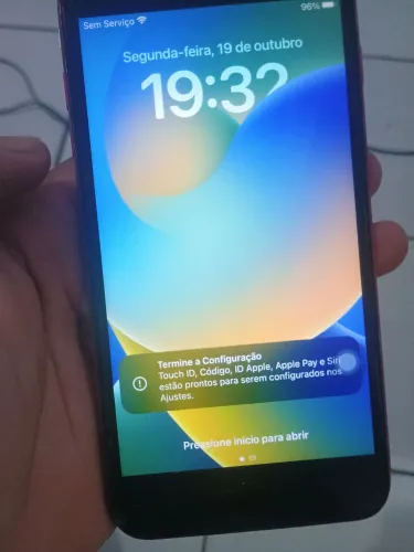Vende-se iPhone 8 plus,trincado