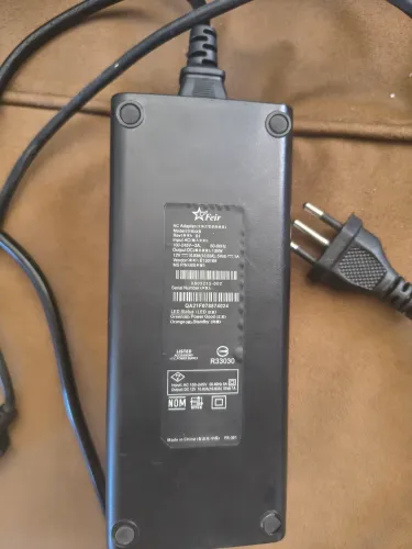 Fonte de alimentação Xbox 360 Slim , com vídeo de teste