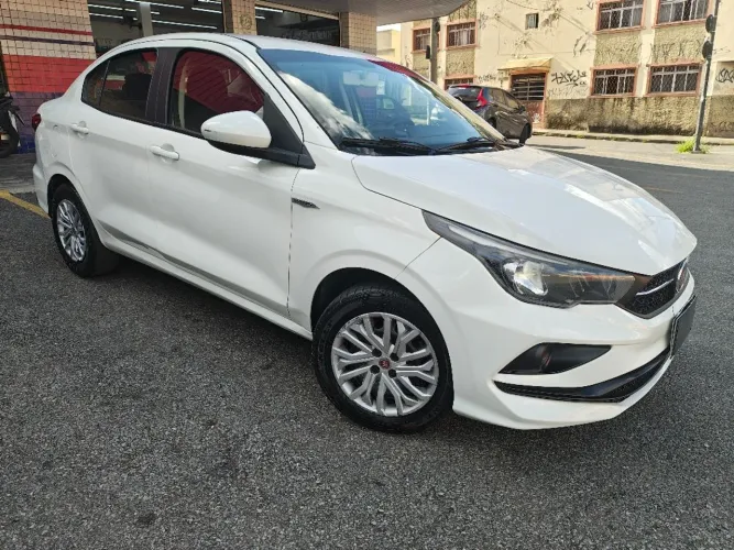Fiat Cronos Drive 1.3 8V Flex 2020