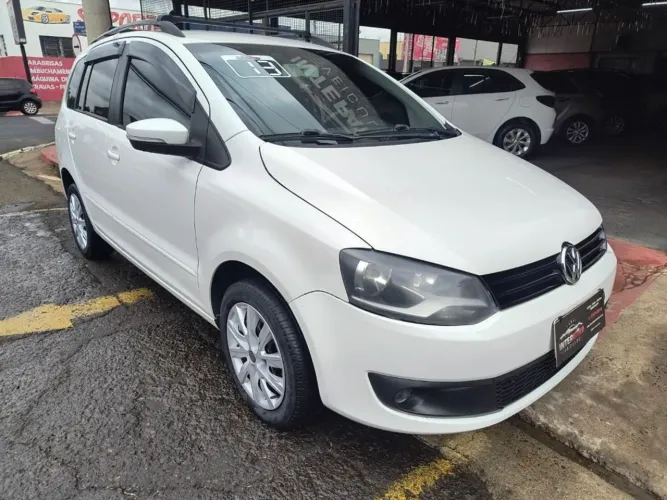 Volkswagen Spacefox 1.6/ 1.6 Trend Total Flex 8V 5P 2013