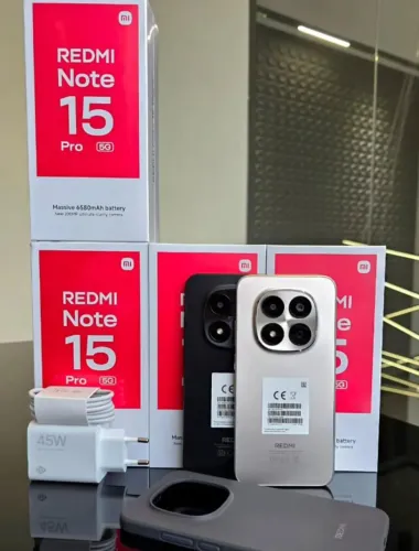 REDMI NOTE 15 PRO 5G 256GB ROM / 8GB RAM PRETO PARCELAMOS EM ATE 18X COM JUROS