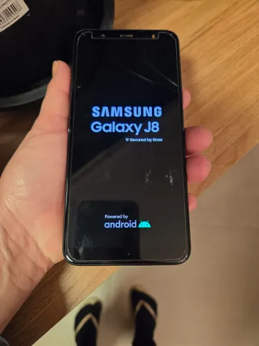 Samsung Galaxy J8