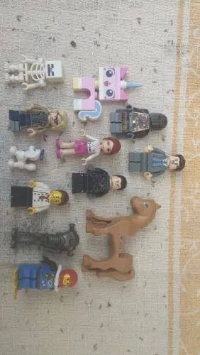 Lote lego Minifigures originais 