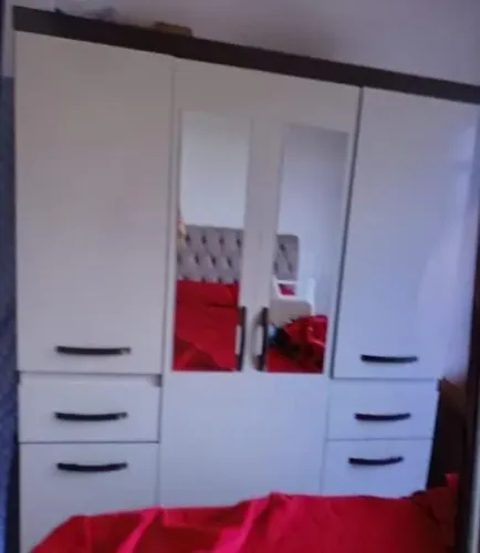 Guarda Roupa