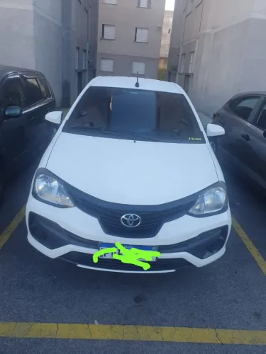 Toyota Etios X Sedan 1.5 Flex 16V 4P Mec. 2020