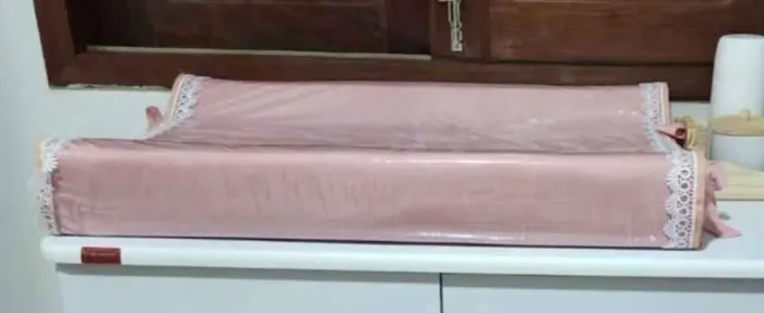 Trocador de bebê em ótimo estado
