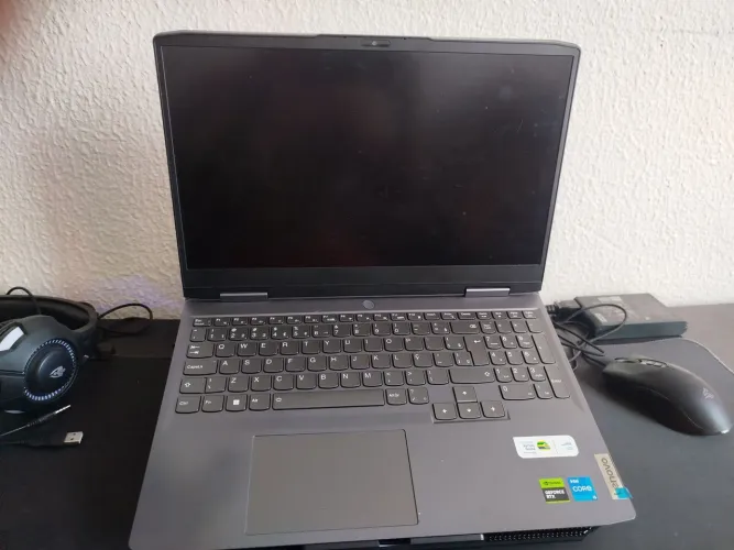 Notebook Loq Lenovo