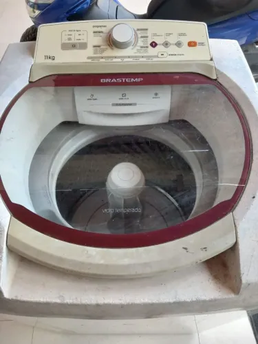 Vendo máquina de lavar Brastemp usada