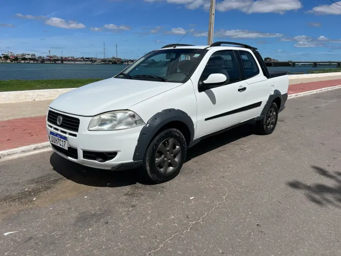 Fiat Strada Working 1.4 MPI Fire Flex 8V CD 2013