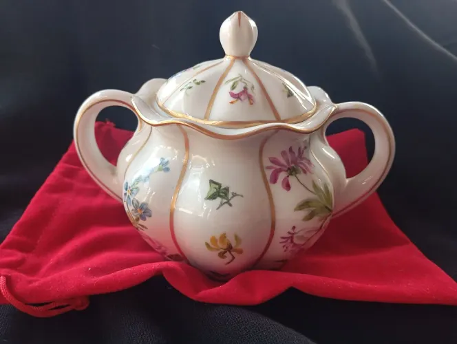 Raríssimo Açucareiro Antigo em Porcelana Alemã C.W.S. Meder ? Detalhes em Ouro