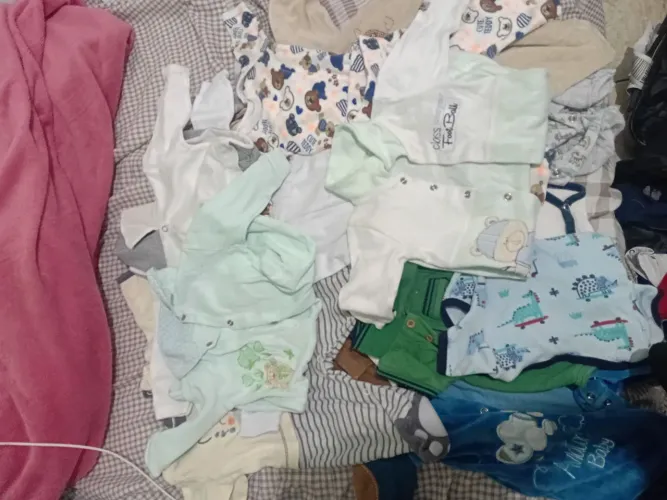 vendo lote de roupas rn e p, menino