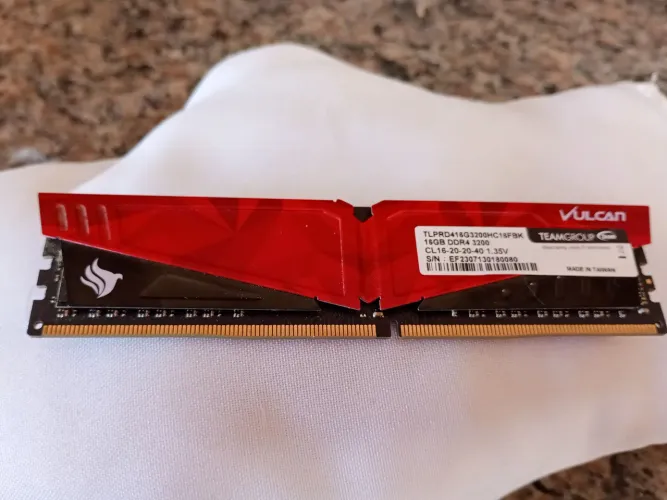 Memória ram 16gb DDR4 3200 vulcan
