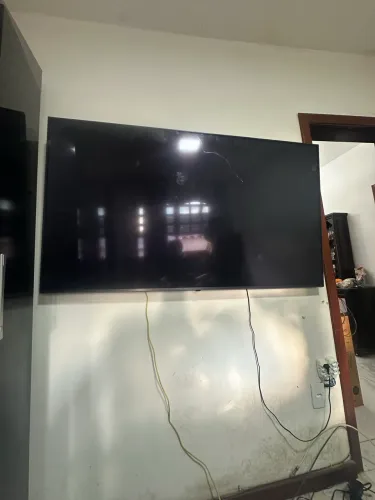SMART TV 65 POLEGADAS LG TELA DANIFICADA