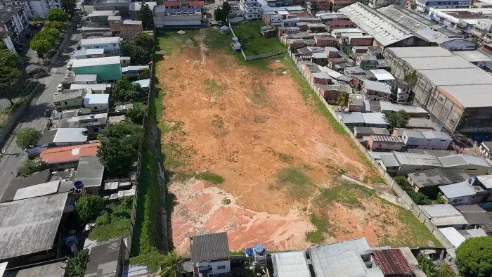 Terreno comercial ou Logístico - 13.000m² totalmente Plano
