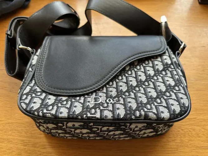 bolsa dior transversal clássica bolsa nunca usada